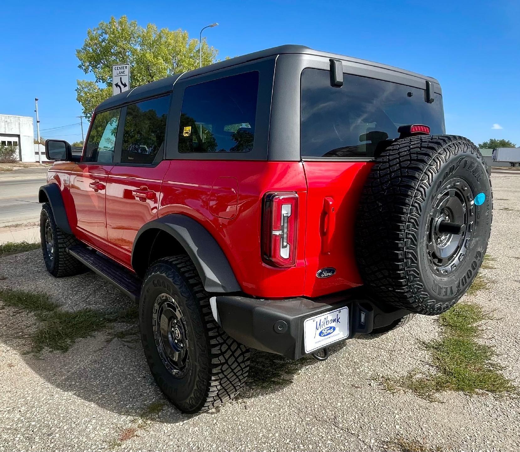 2024 Ford Bronco Outer Banks 4 Door 4x4