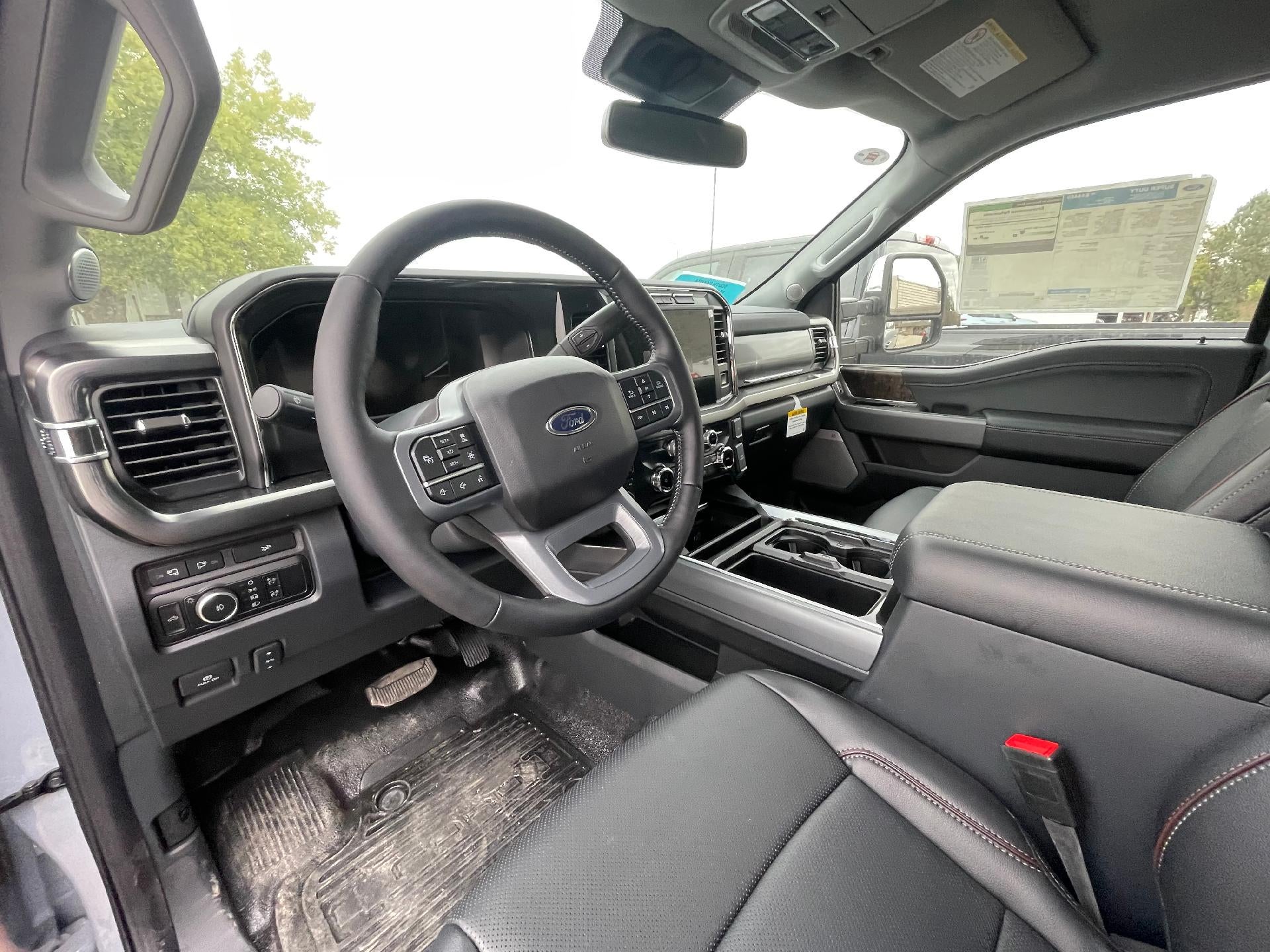 2024 Ford Super Duty F-350 SRW XL 4WD Crew Cab 6.75' Box