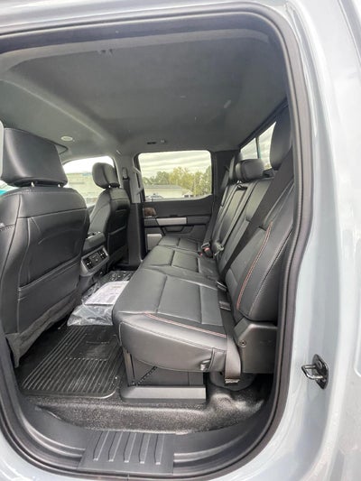 2024 Ford Super Duty F-350 SRW XL 4WD Crew Cab 6.75' Box