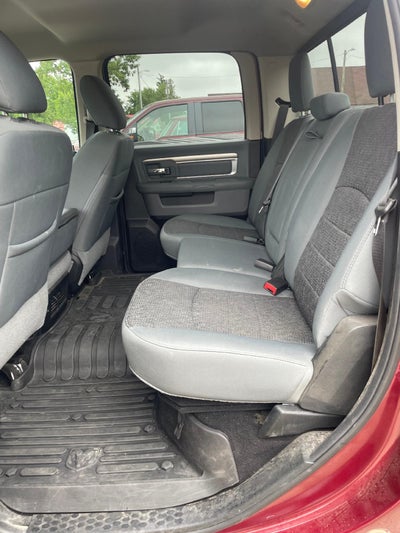 2018 RAM 1500 Big Horn 4x4 Crew Cab 5'7" Box