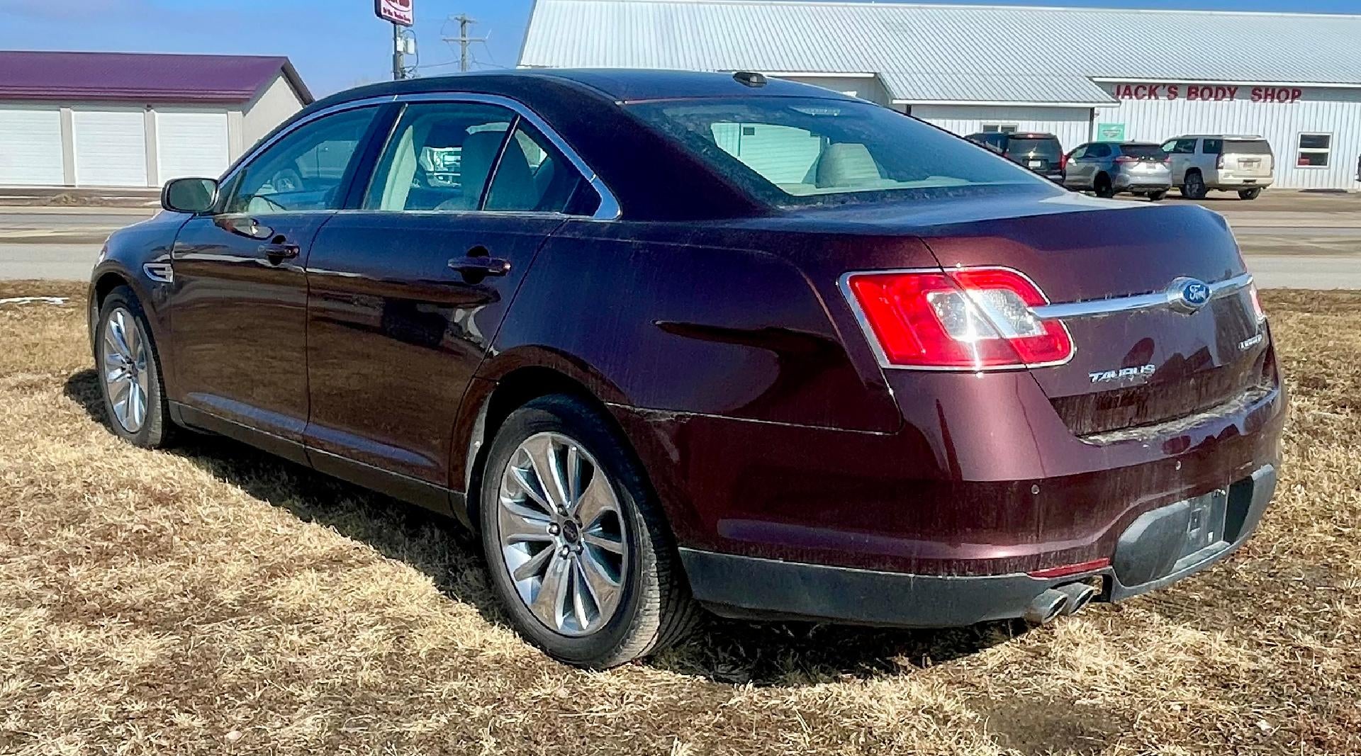 2010 Ford Taurus 4dr Sdn Limited FWD