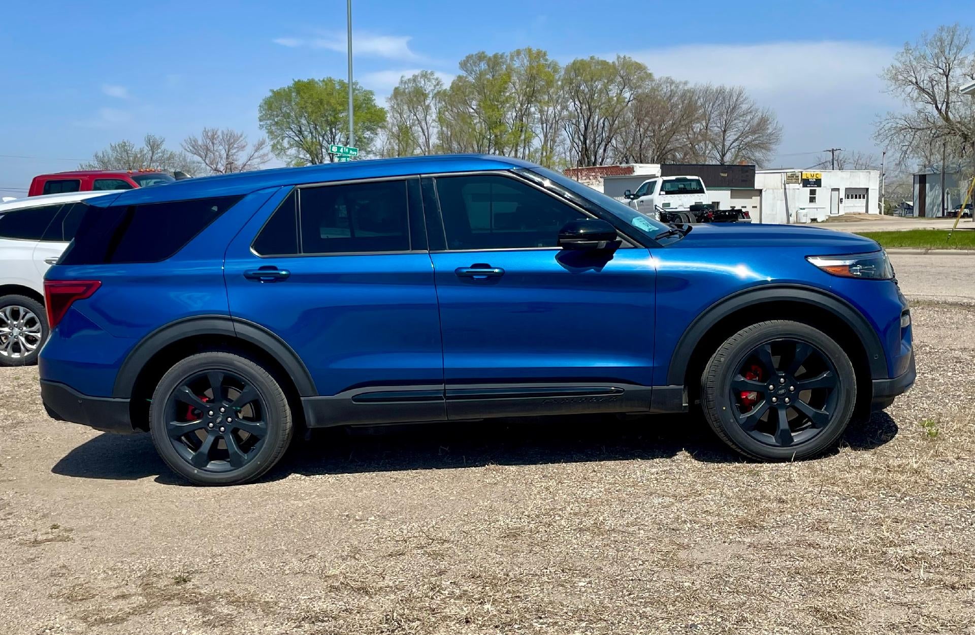 2021 Ford Explorer ST 4WD's photo
