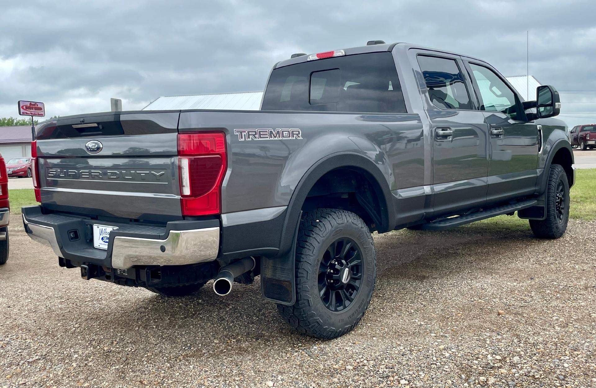 2021 Ford Super Duty F-250 SRW Lariat Tremor Pkg 4WD Crew Cab 6.75' Box