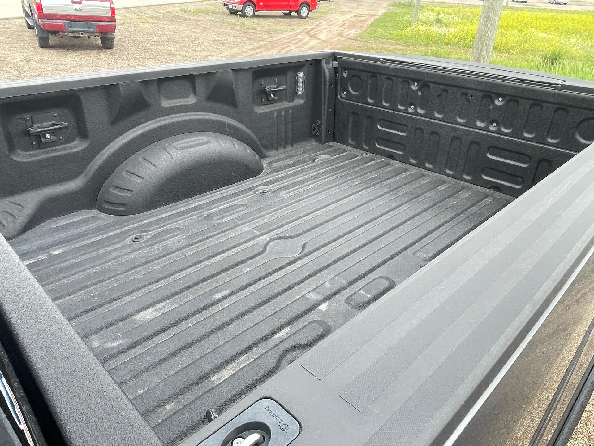 2021 Ford Super Duty F-250 SRW Lariat Tremor Pkg 4WD Crew Cab 6.75' Box