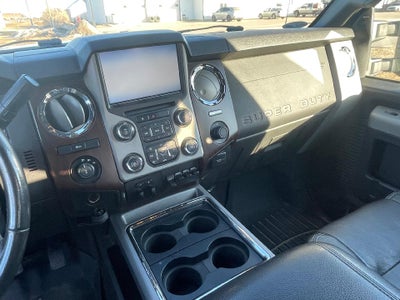 2014 Ford Super Duty F-350 SRW 4WD Crew Cab 6-3/4 Ft Box Lariat