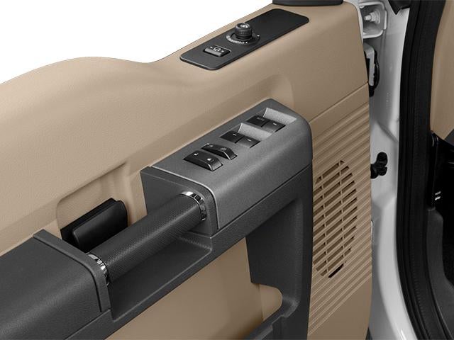 2014 Ford Super Duty F-350 SRW 4WD Crew Cab 6-3/4 Ft Box Lariat