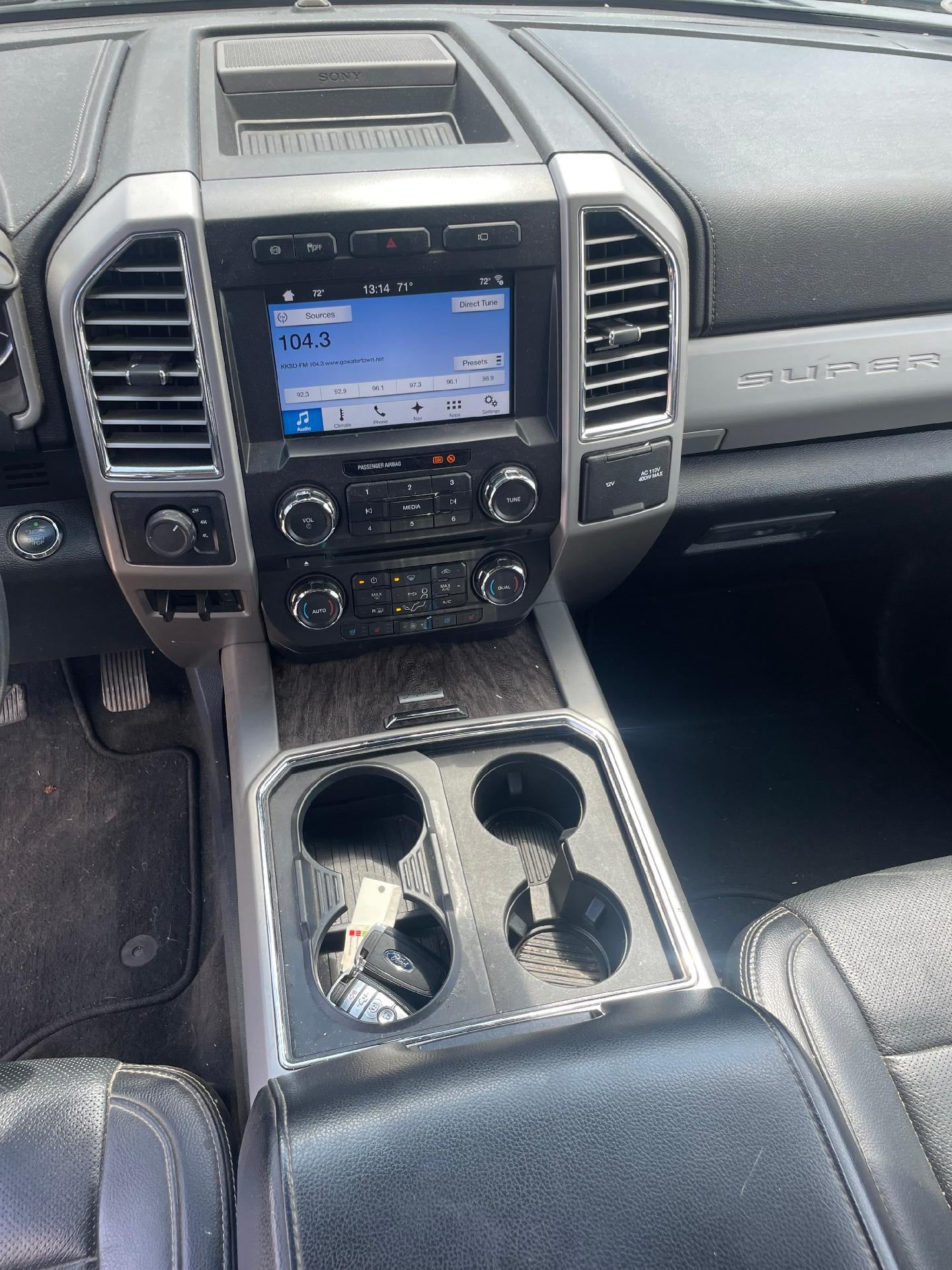 2017 Ford Super Duty F-350 SRW Lariat 4WD Crew Cab 6.75' Box