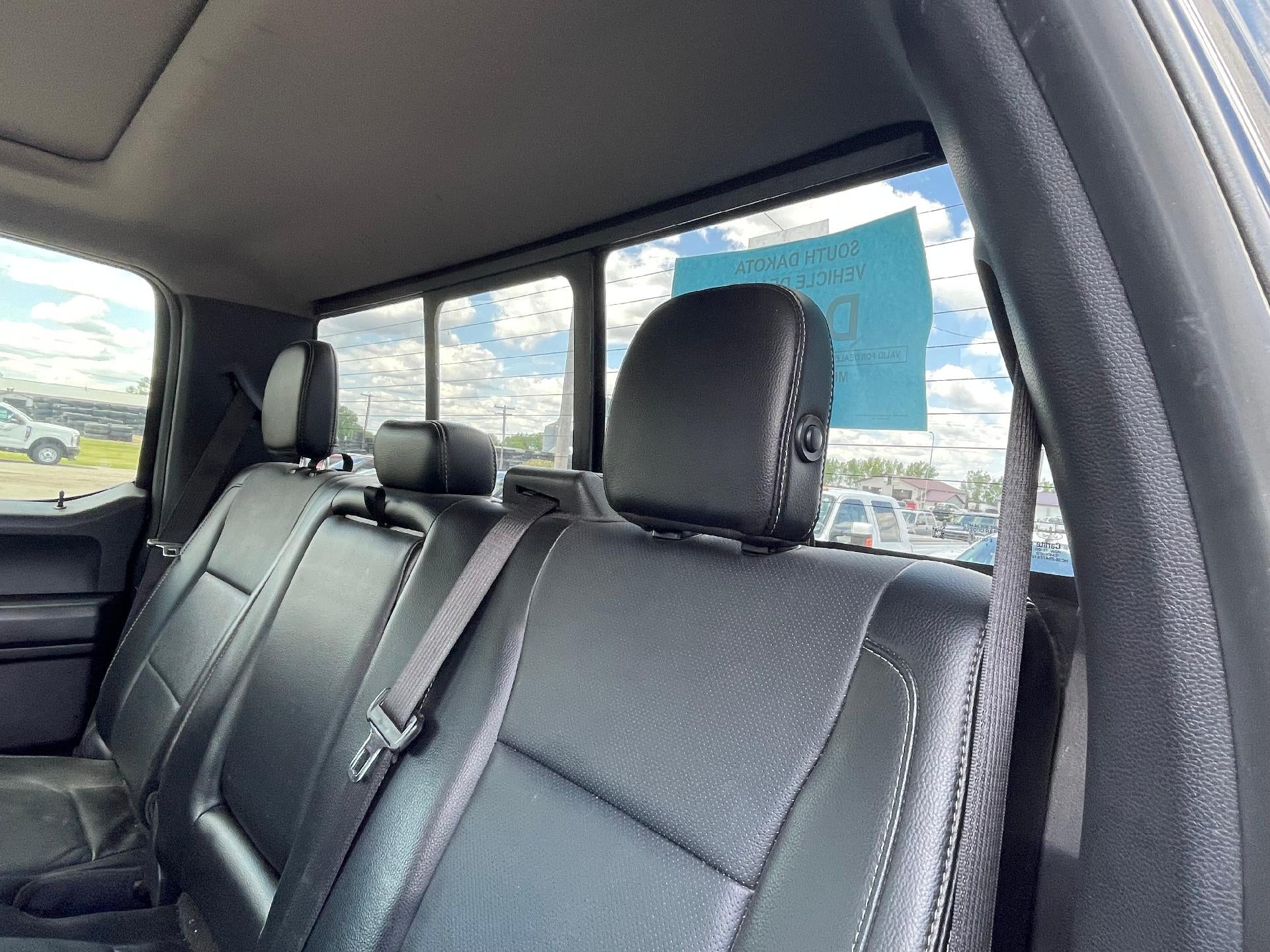 2017 Ford Super Duty F-350 SRW Lariat 4WD Crew Cab 6.75' Box