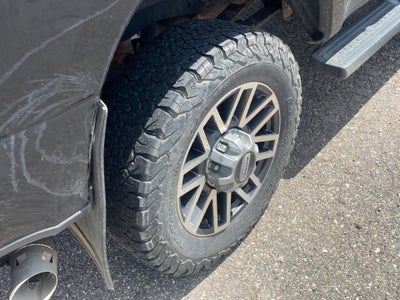 2017 Ford Super Duty F-350 SRW Lariat 4WD Crew Cab 6.75' Box