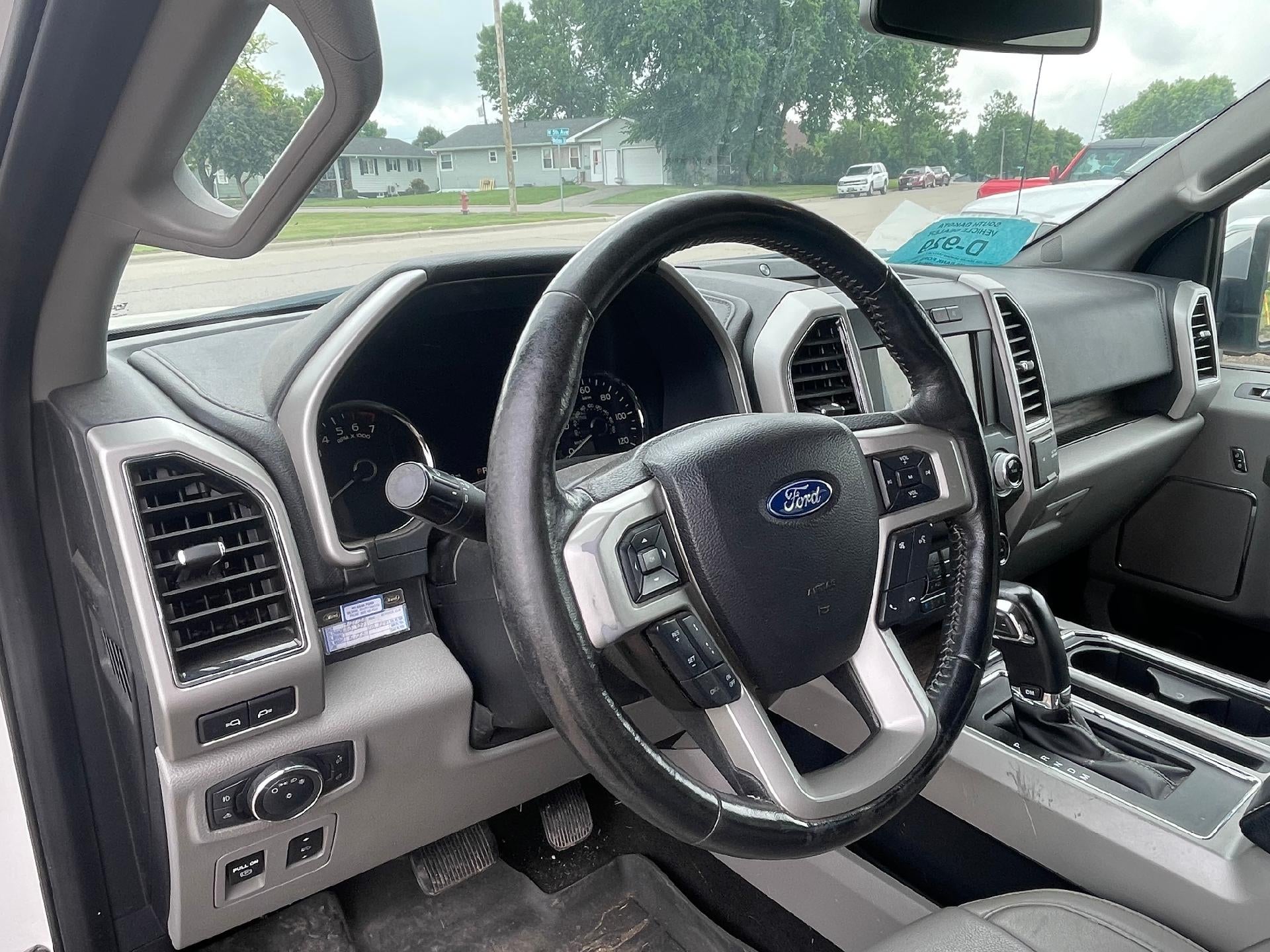 2019 Ford F-150 LARIAT 4WD SuperCrew 5.5' Box
