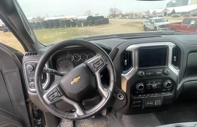 2021 Chevrolet Silverado 3500 HD Crew Cab Standard Box 4-Wheel Drive LT