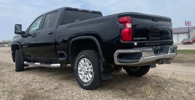 2021 Chevrolet Silverado 3500 HD Crew Cab Standard Box 4-Wheel Drive LT