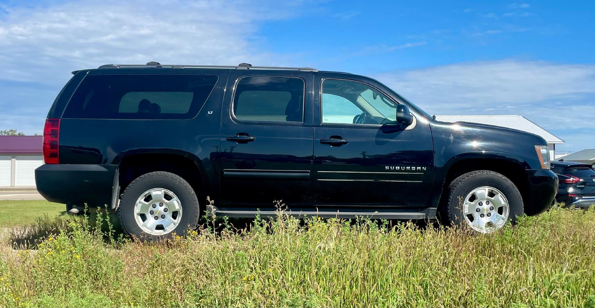 2014 Chevrolet Suburban 4WD LT