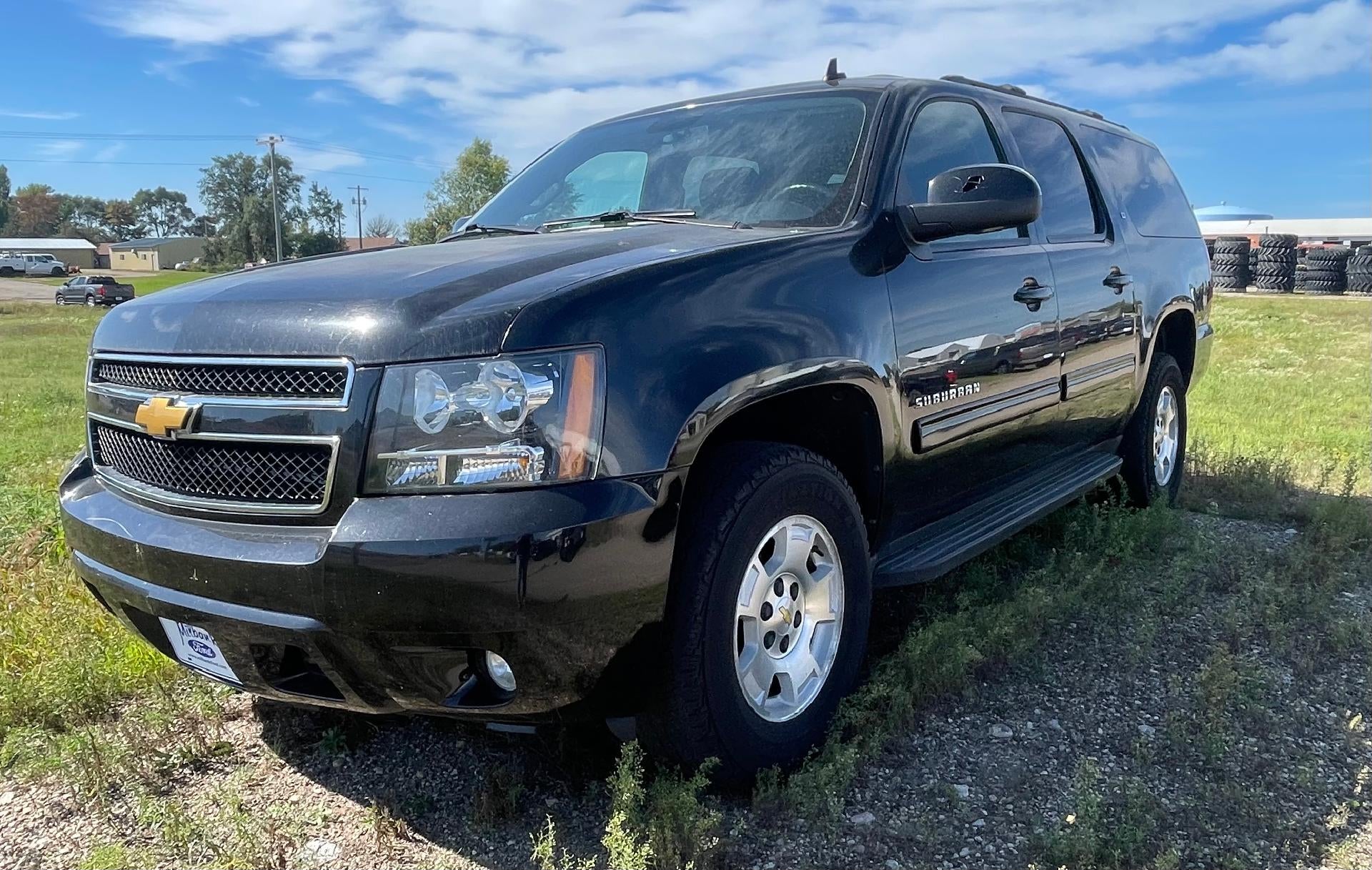 2014 Chevrolet Suburban 4WD LT