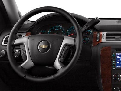 2014 Chevrolet Suburban 4WD LT