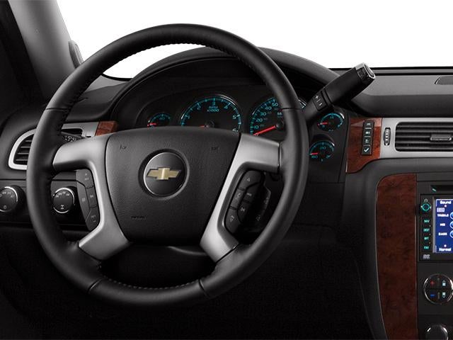 2014 Chevrolet Suburban 4WD LT