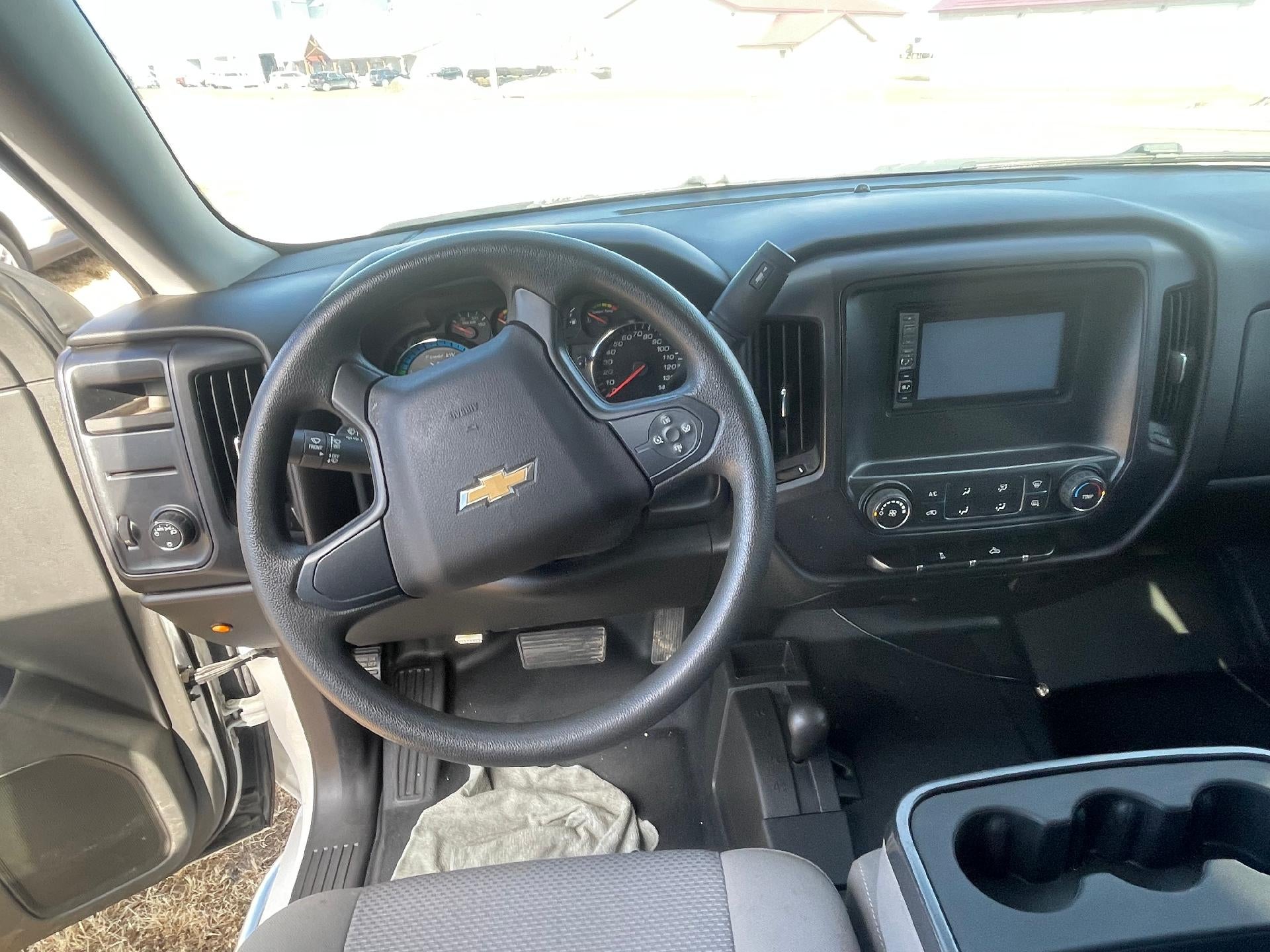 2014 Chevrolet Silverado 1500 Crew Cab Standard Box 4-Wheel Drive Work Truck w/1WT